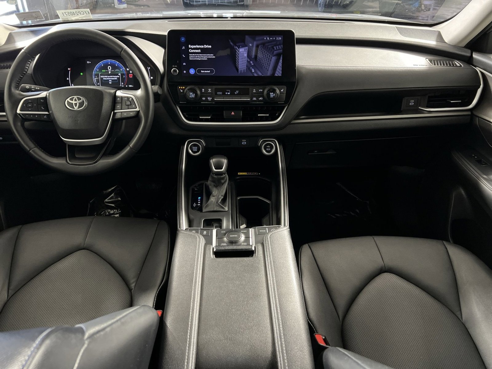 Used 2024 Toyota Grand Highlander XLE image 19