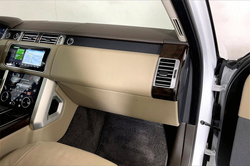 Used 2022 Land Rover Range Rover Westminster Edition image 16