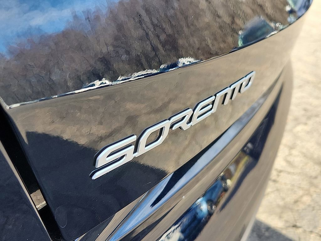 Used 2023 Kia Sorento EX image 31