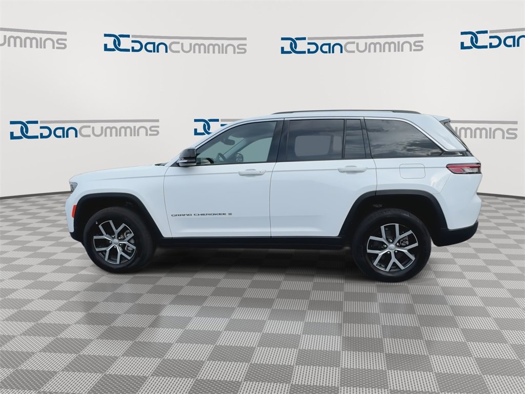 Used 2024 Jeep Grand Cherokee Limited image 8
