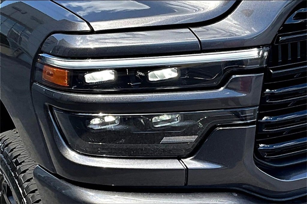 New 2026 RAM 2500 Laramie image 28