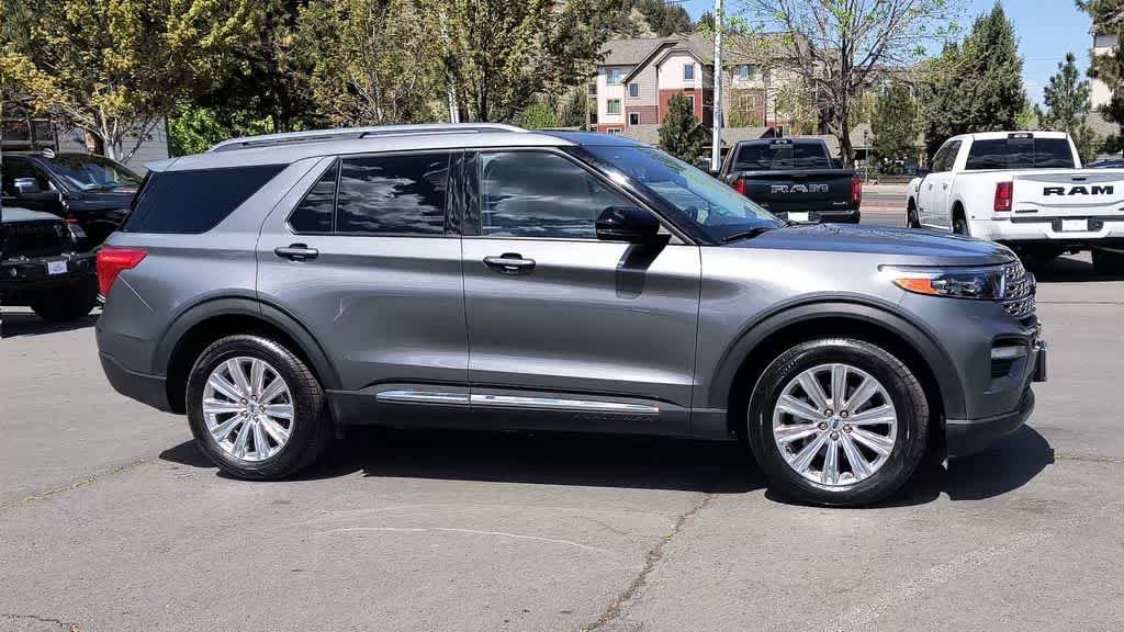 Used 2023 Ford Explorer Limited w/ Limited Technology Package AWD/4WD image 2