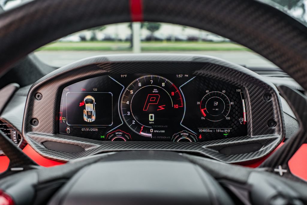 Used 2025 Lamborghini Revuelto AWD/4WD image 26