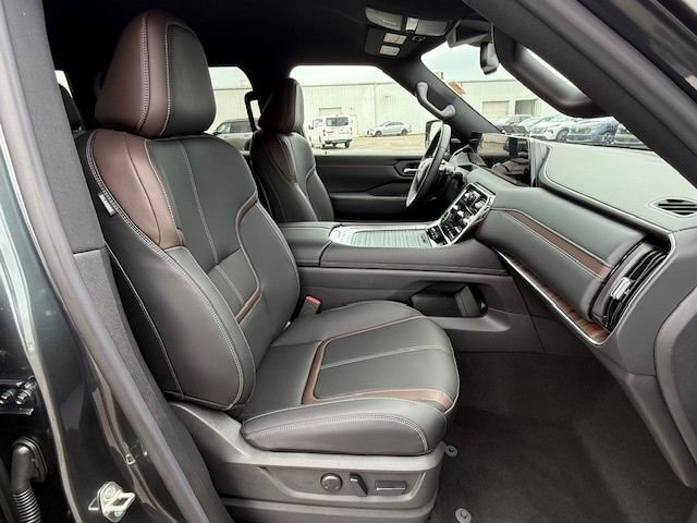 New 2026 Nissan Armada SL image 16