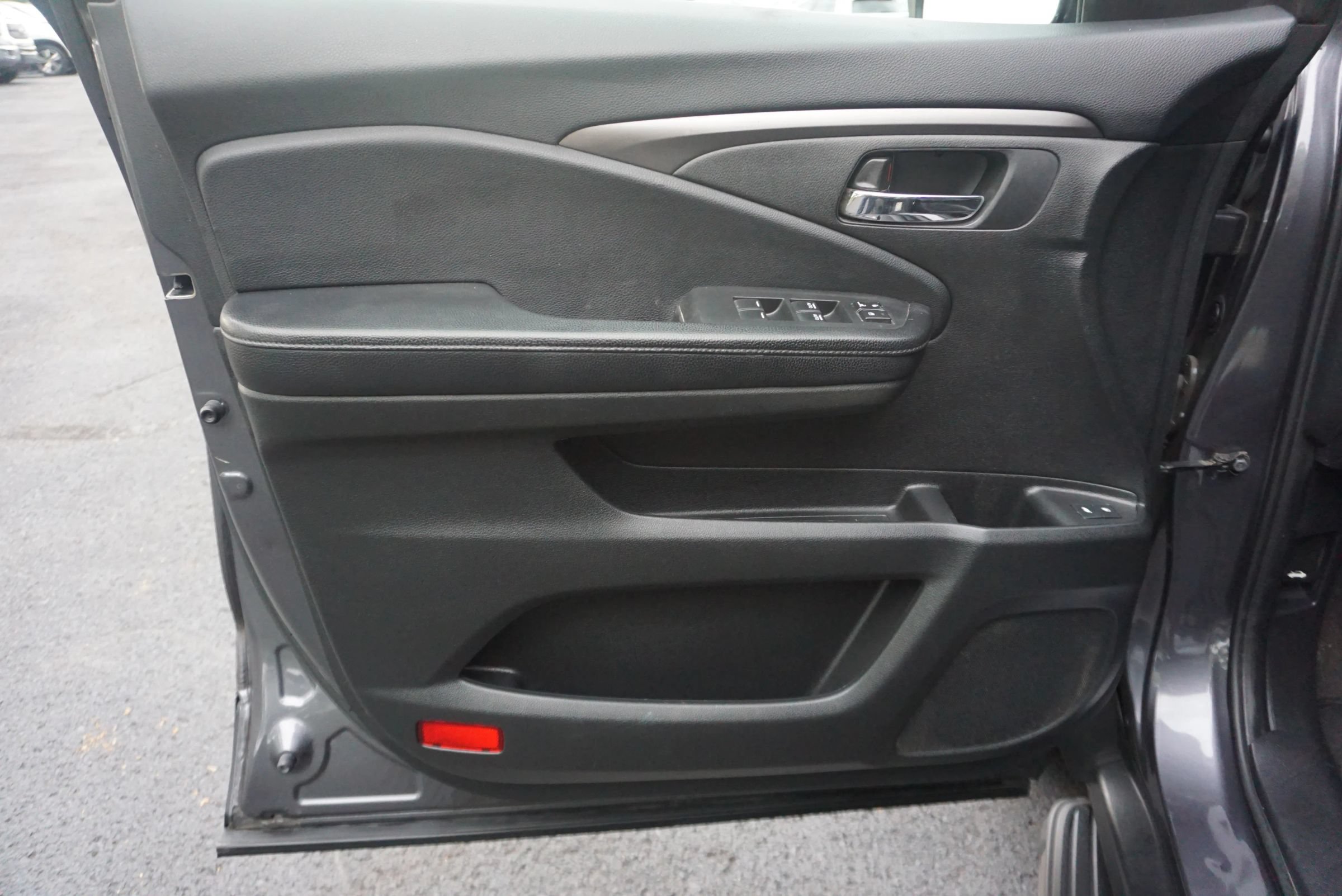 Used 2018 Honda Pilot EX-L image 29
