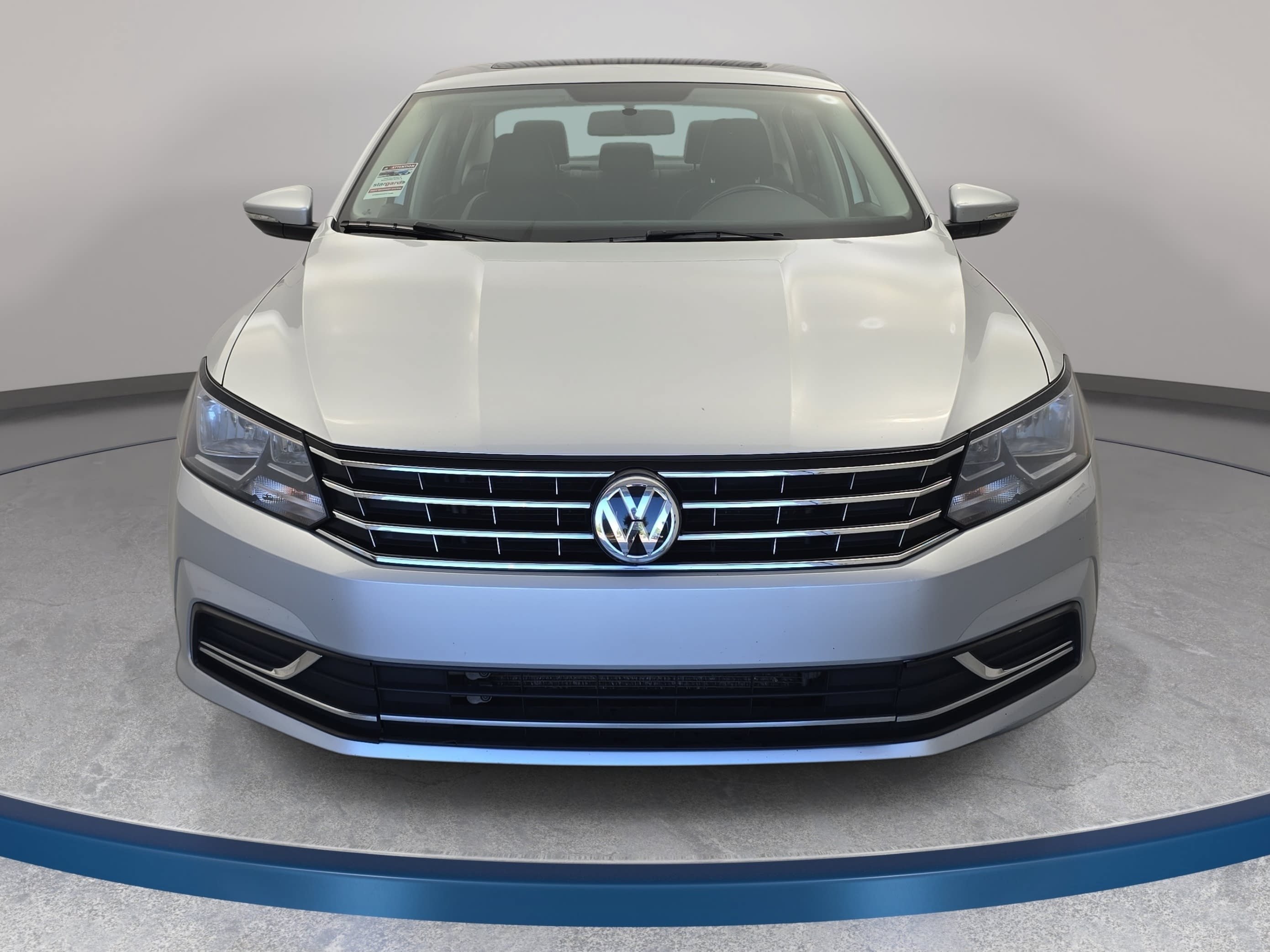 Used 2017 Volkswagen Passat 1.8T SE FWD image 2