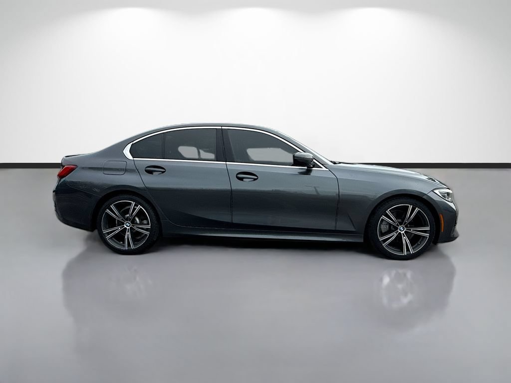 Used 2021 BMW 330i Sedan w/ Convenience Package RWD image 2