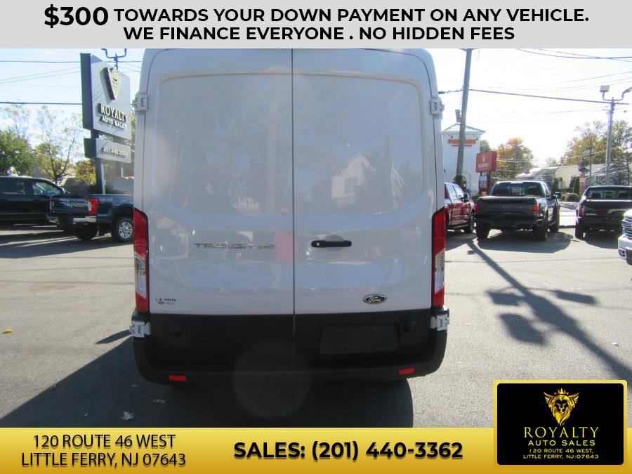 Used 2023 Ford Transit 250 Medium Roof image 16