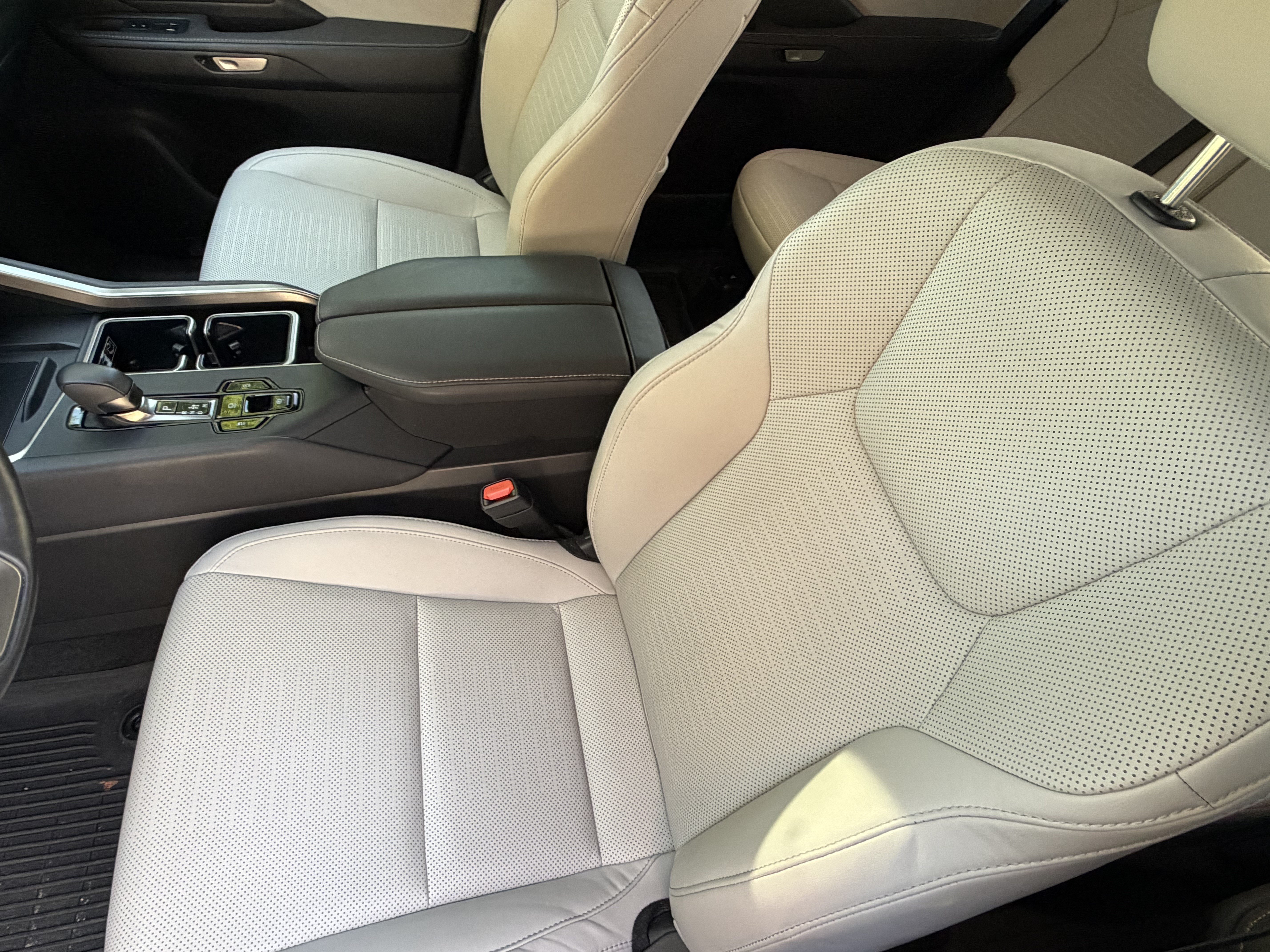 Certified 2025 Lexus TX 350 FWD w/ Technology Package image 11