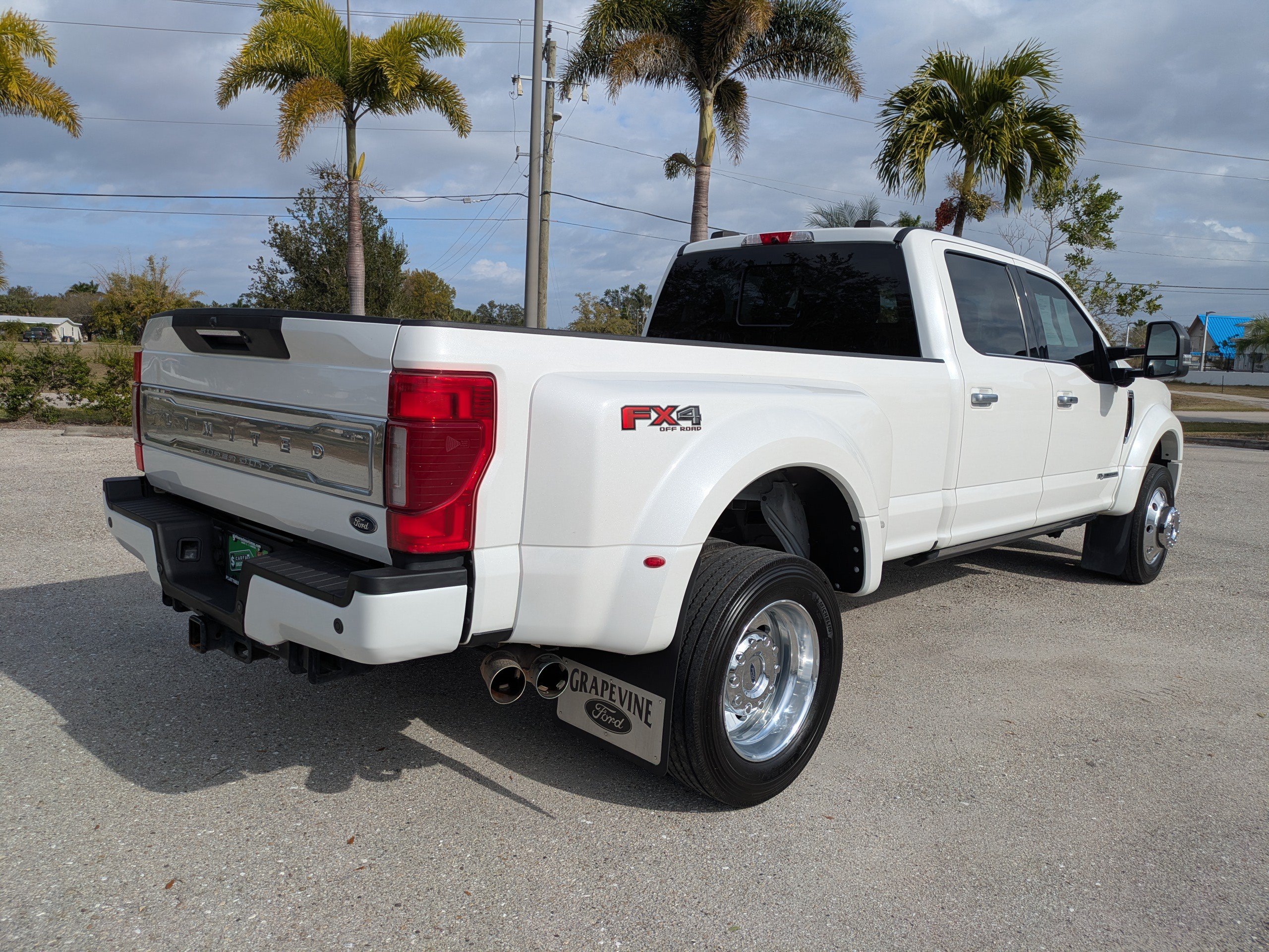 Used 2021 Ford F450 Limited w/ FX4 Off-Road Package AWD/4WD image 4