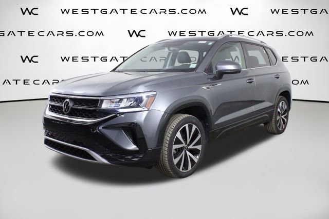 Used 2022 Volkswagen Taos SE image 1