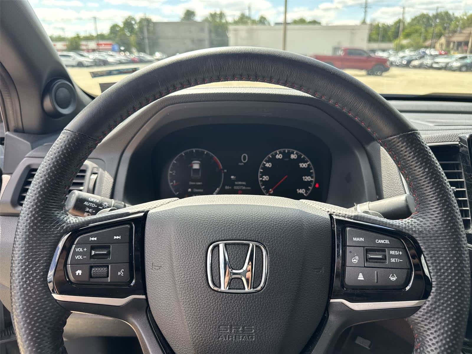 Used 2025 Honda Ridgeline Black Edition image 18