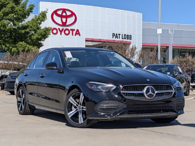 Used 2023 Mercedes-Benz C 300 Sedan image 2
