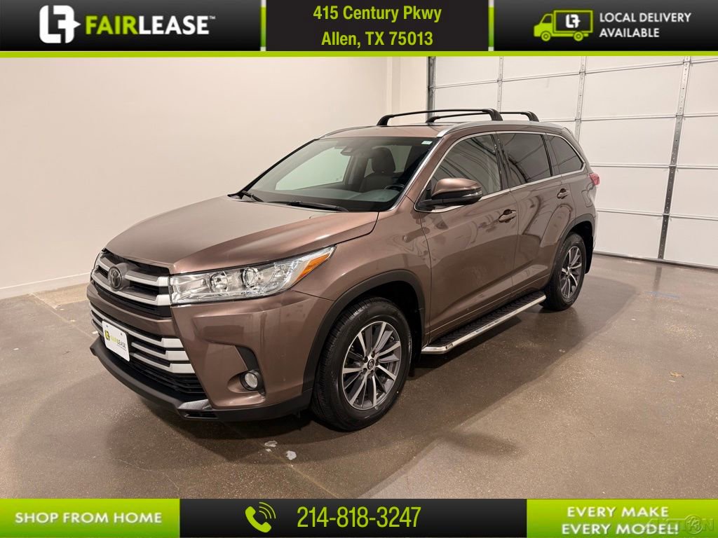 Used 2018 Toyota Highlander XLE image 1