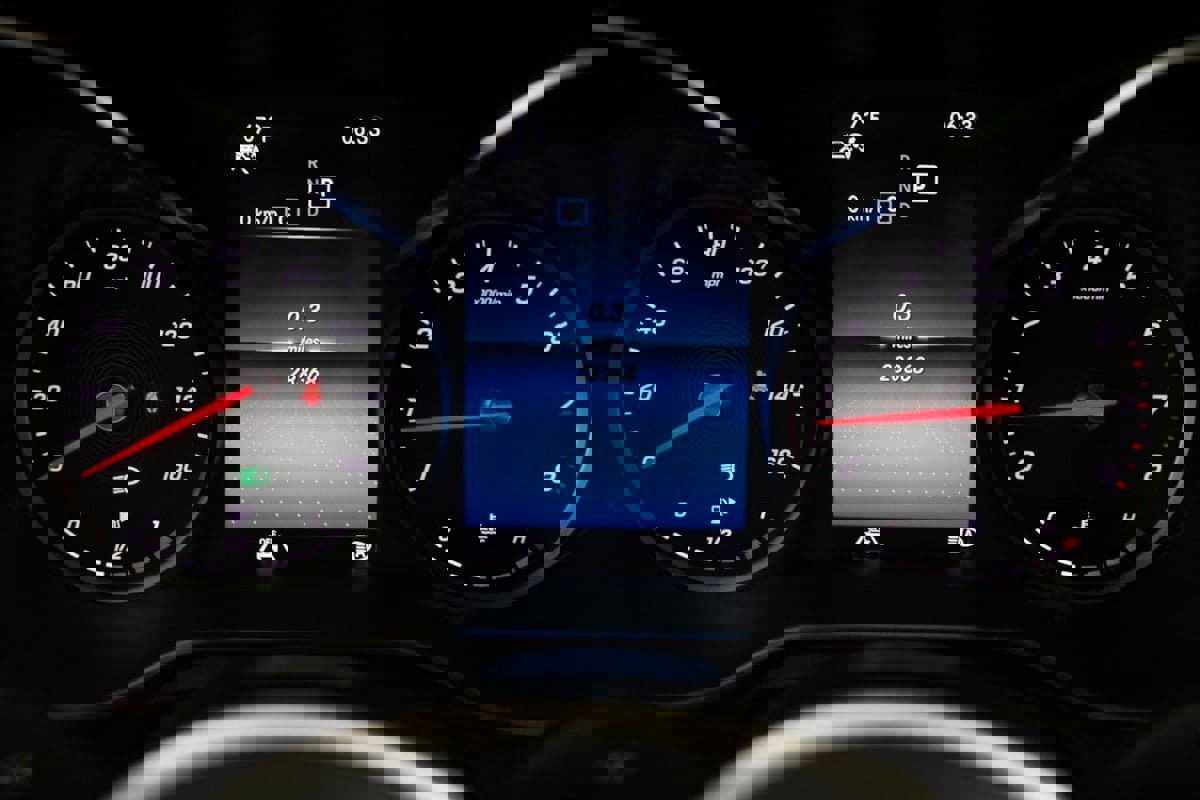 Used 2022 Mercedes-Benz GLC 300 4MATIC w/ Driver Assistance Package image 19