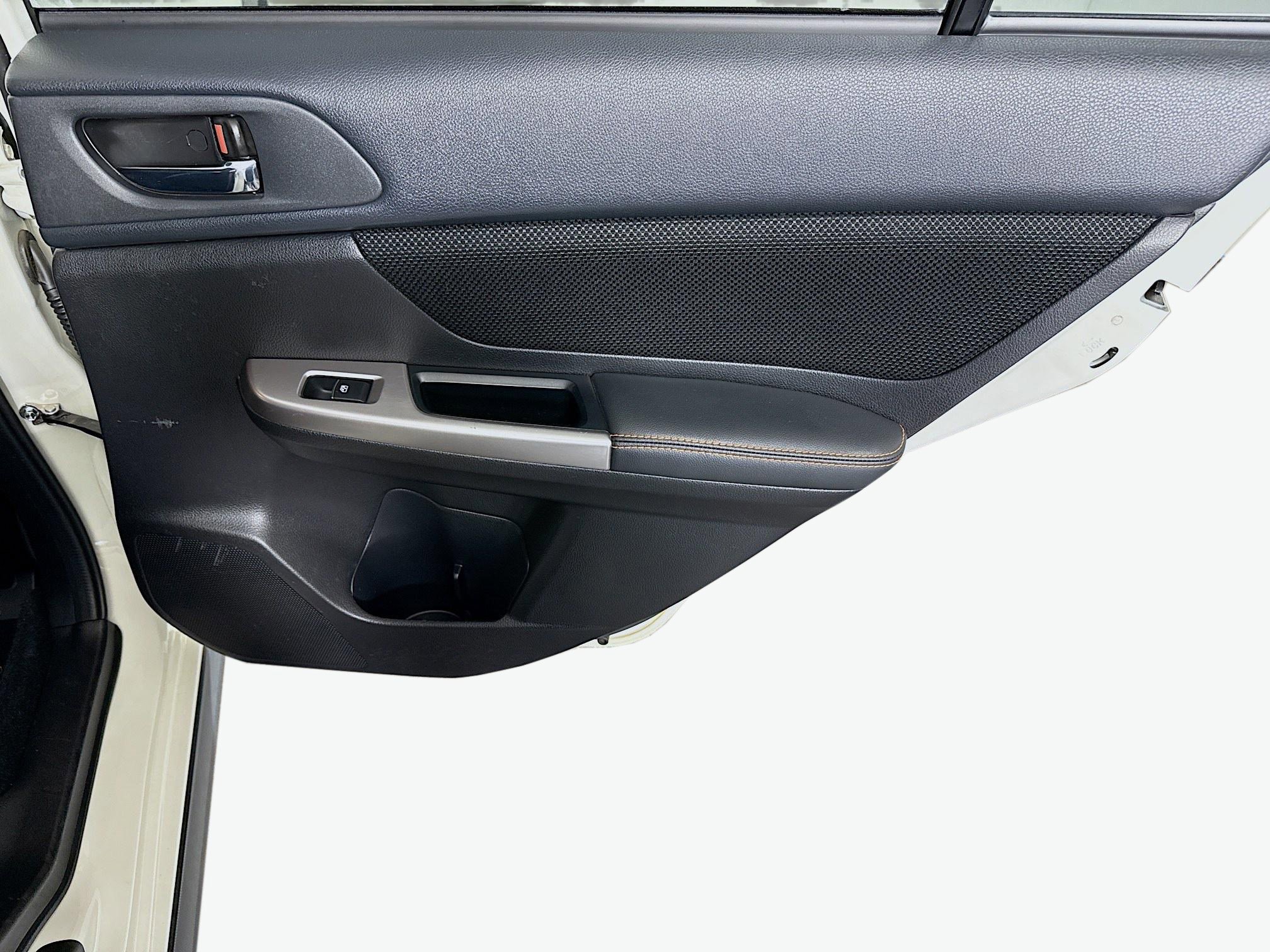 Used 2016 Subaru Crosstrek 2.0i Premium w/ Moonroof Package image 27