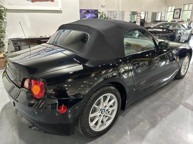 Used 2003 BMW Z4 2.5i RWD image 38