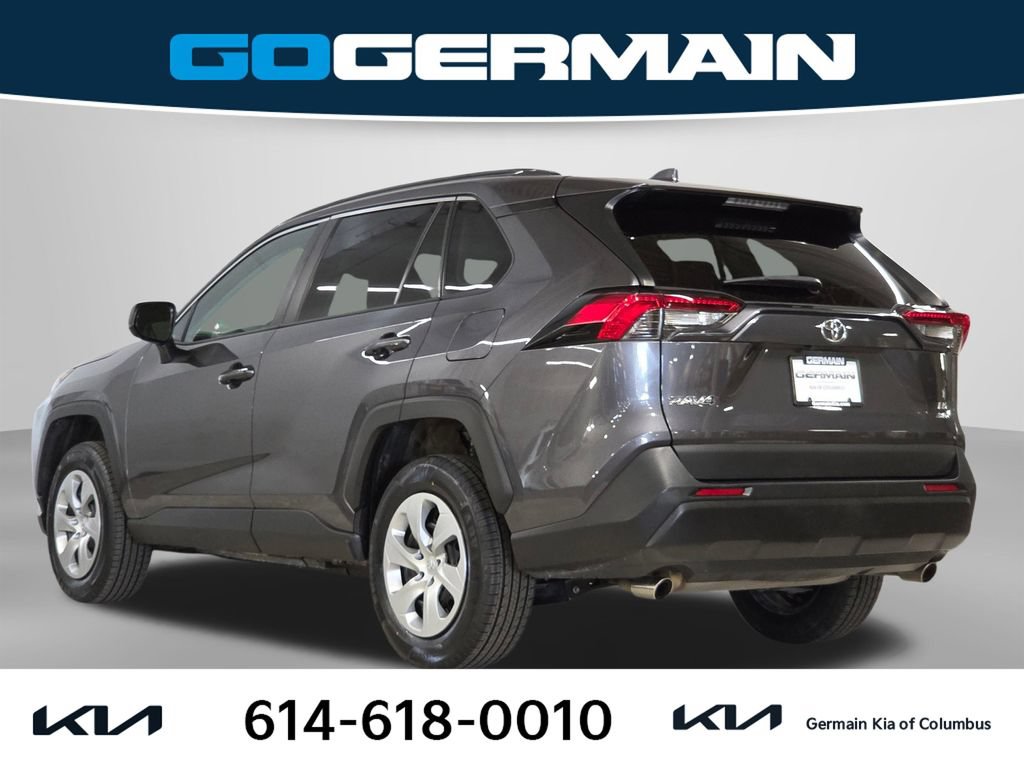 Used 2021 Toyota RAV4 LE AWD/4WD image 11