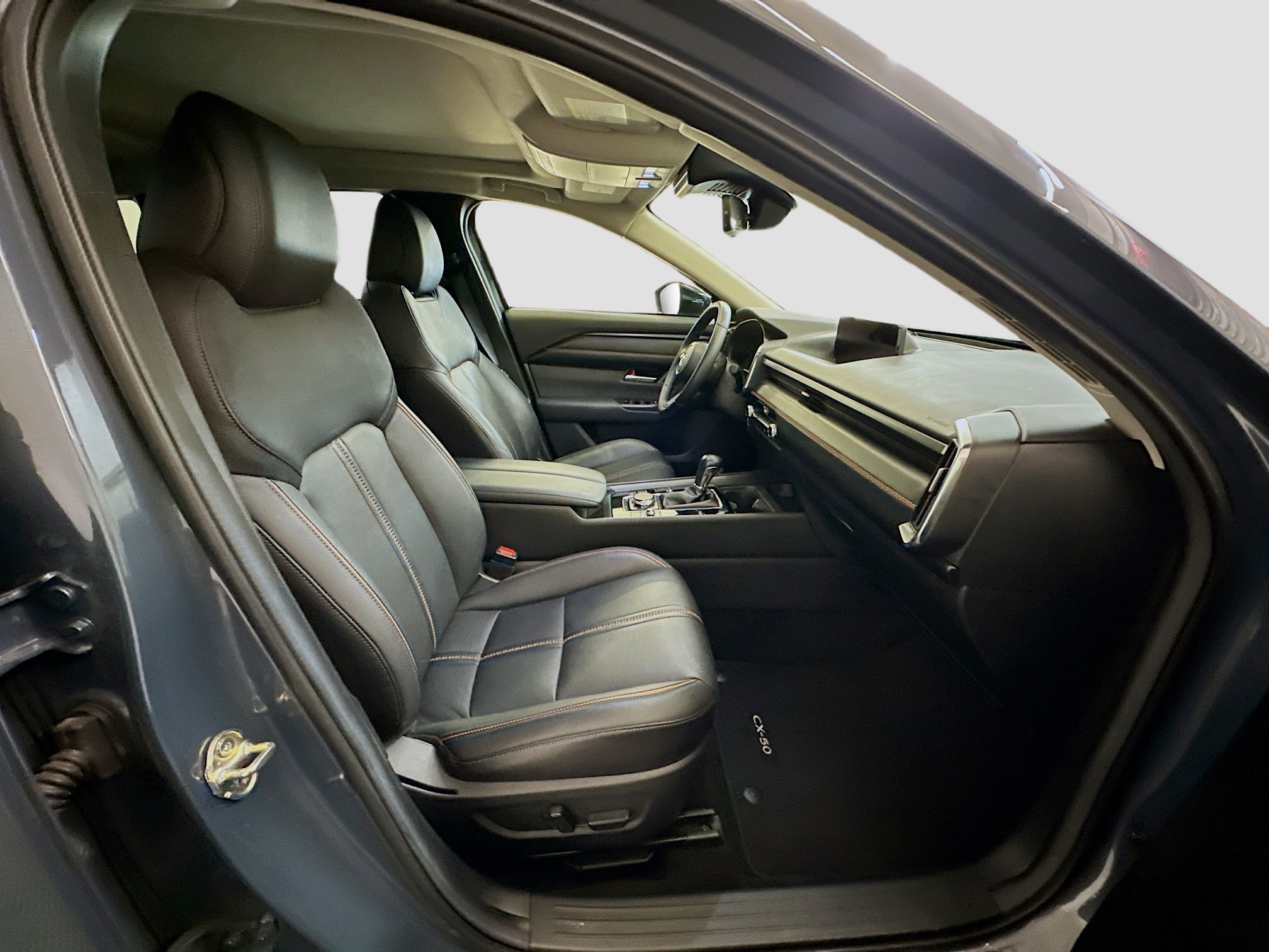 Used 2025 MAZDA CX-50 AWD 2.5 S w/ Premium Plus Pkg image 34