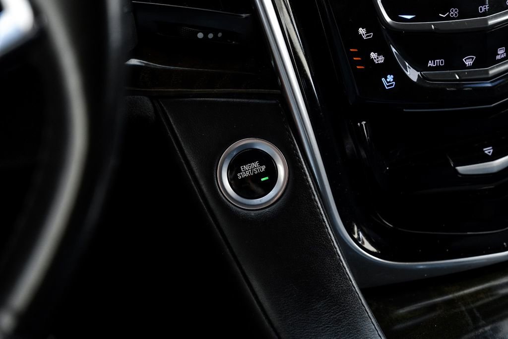 Used 2019 Cadillac Escalade ESV Platinum image 18