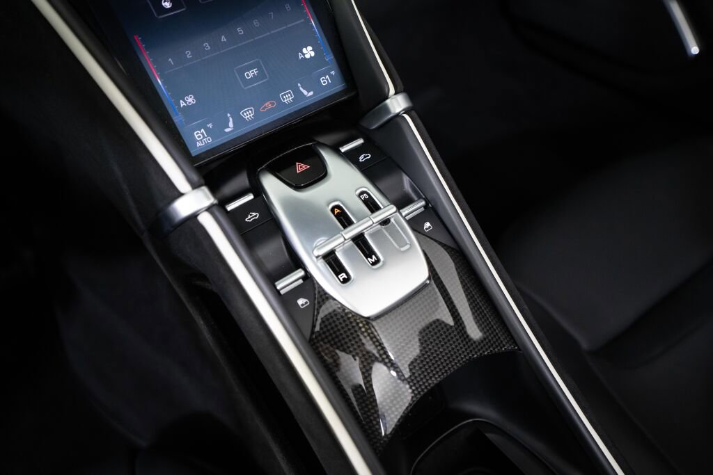 Used 2024 Ferrari Roma Spider image 40