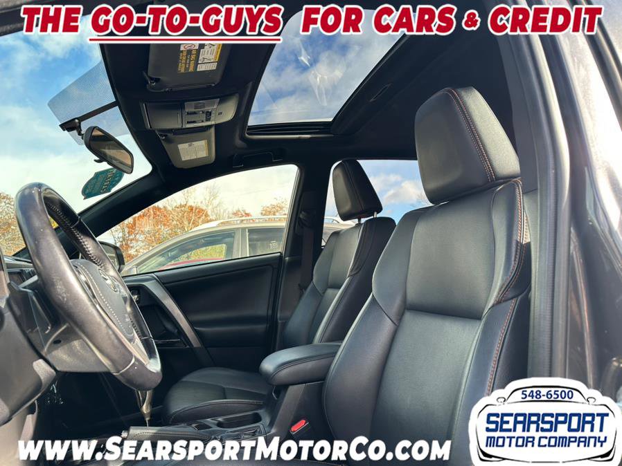 Used 2016 Toyota RAV4 SE image 15