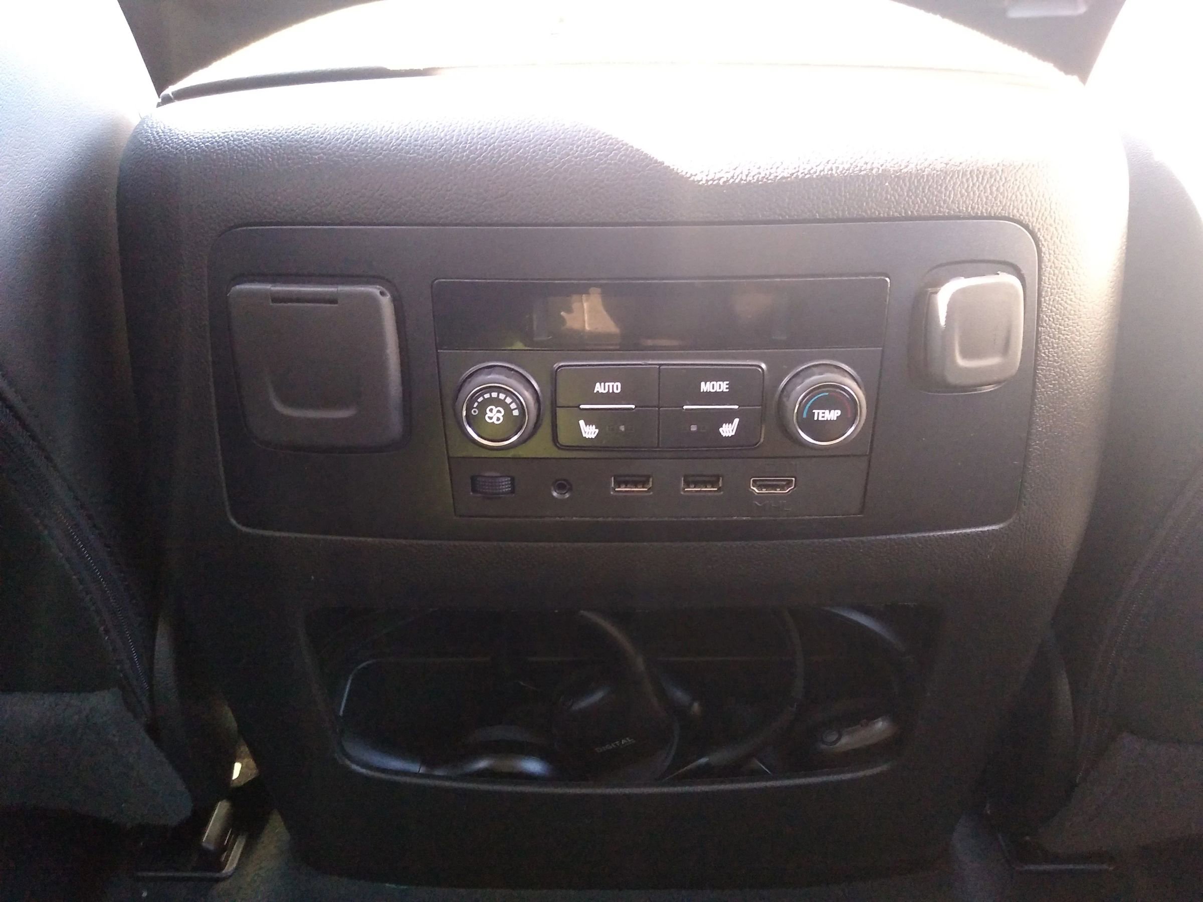 Used 2019 GMC Yukon XL Denali w/ Denali Ultimate Package image 23