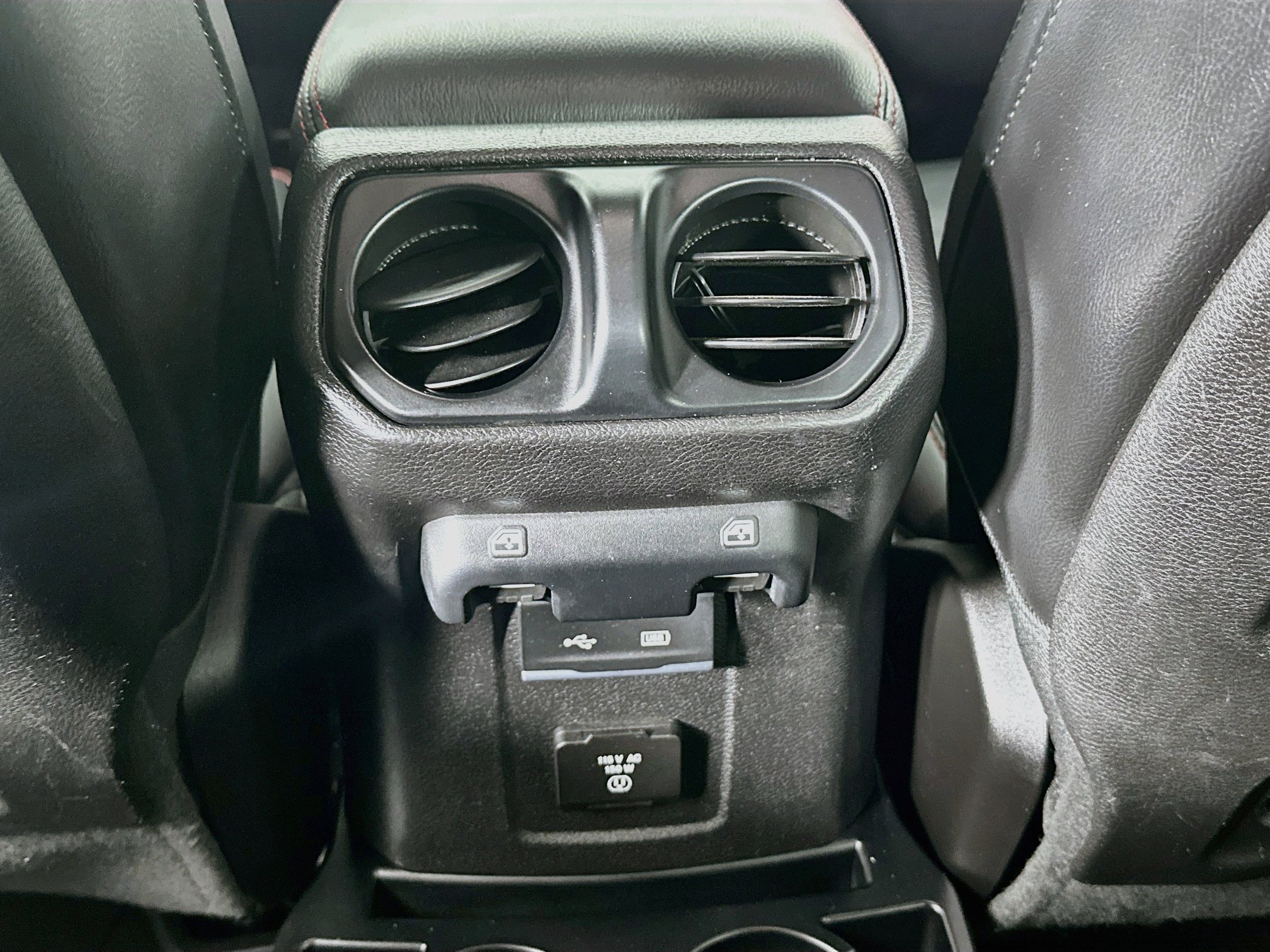Used 2019 Jeep Wrangler Unlimited Rubicon AWD/4WD image 28