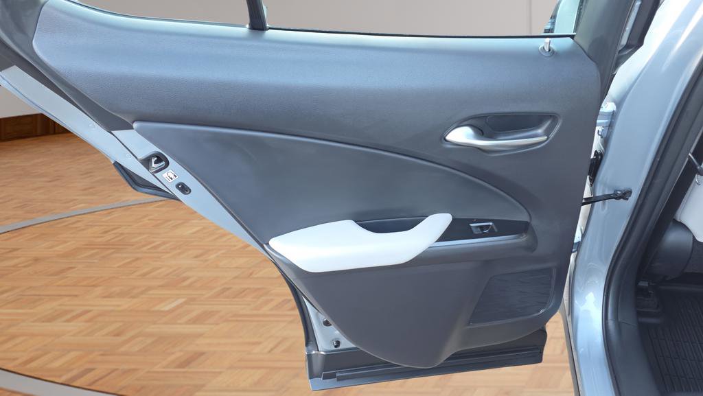 Used 2025 Lexus UX 300h AWD image 13