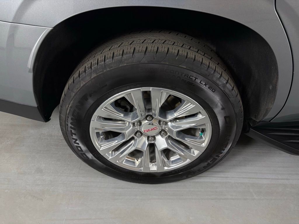 Used 2025 GMC Yukon Denali image 11