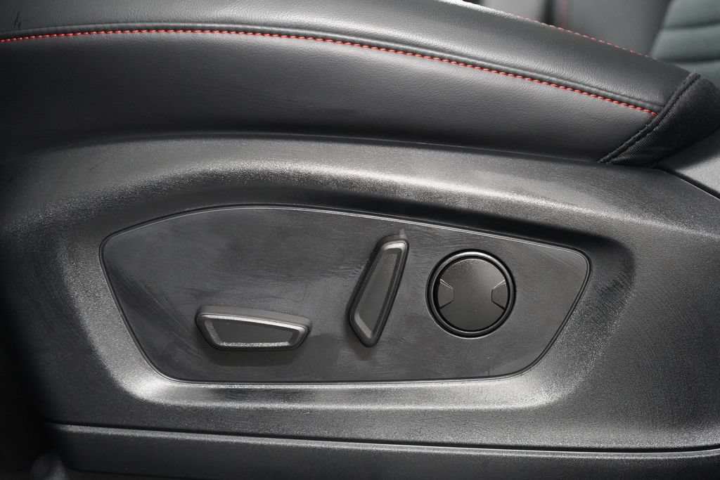 New 2026 Ford Explorer ST-Line w/ ST-Line Street Pack AWD/4WD image 17