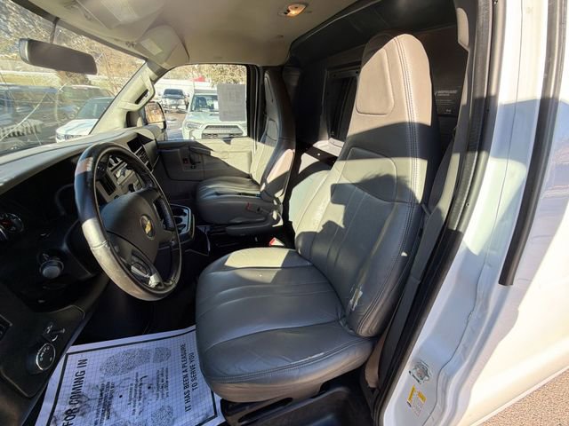 Used 2021 Chevrolet Express 2500 w/ Driver Convenience Package image 17