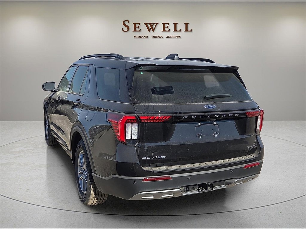 New 2026 Ford Explorer Active image 3