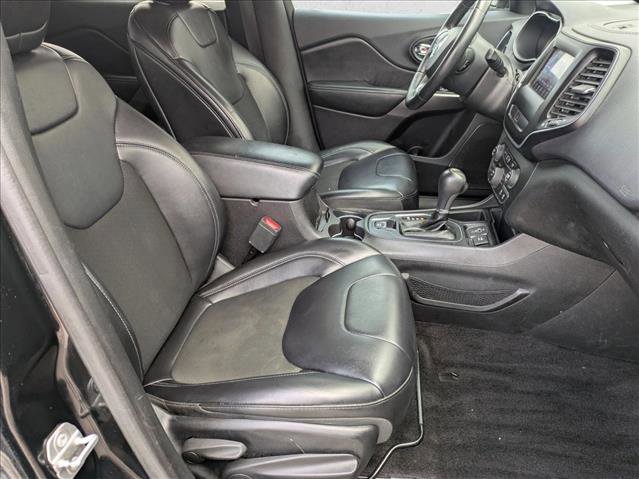 Used 2019 Jeep Cherokee Latitude Plus image 20