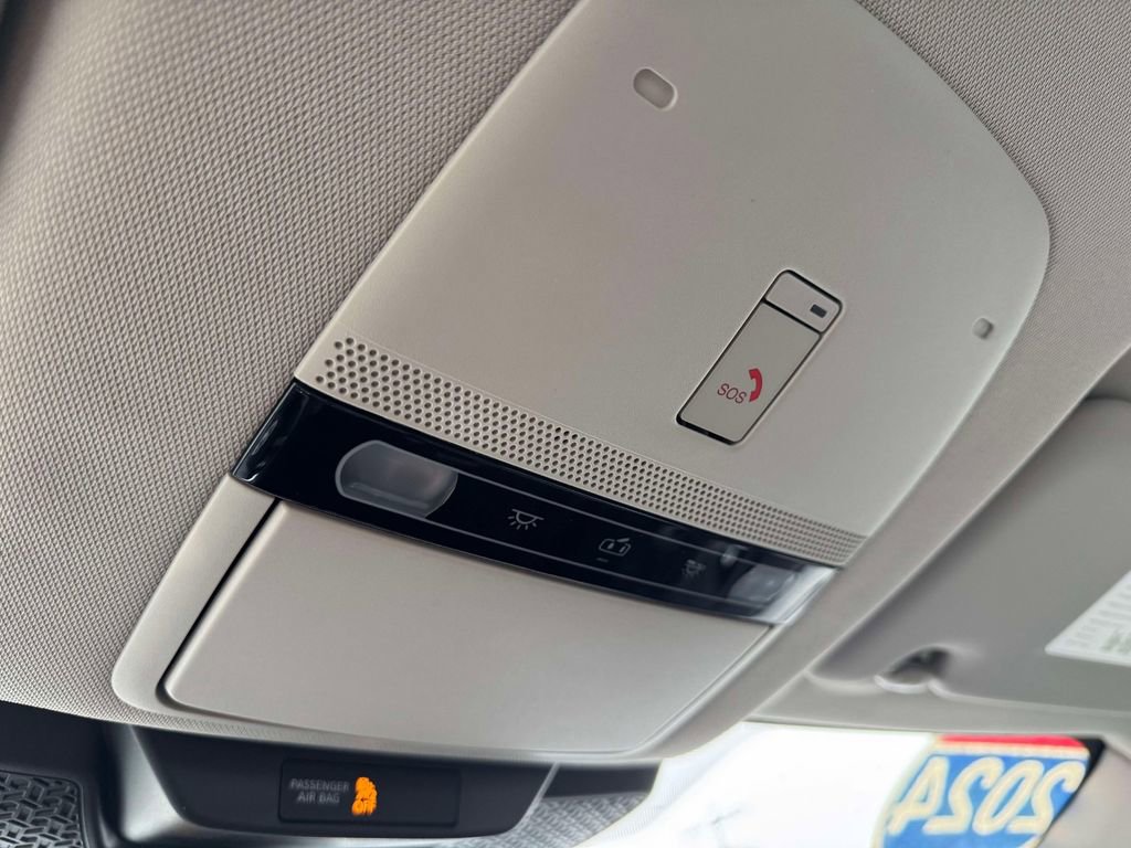 Certified 2024 Nissan Ariya FWD image 32