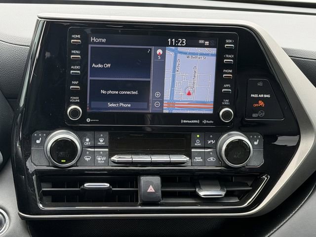 Used 2022 Toyota Highlander XLE FWD image 15