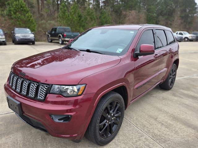 Used 2021 Jeep Grand Cherokee Laredo X image 1