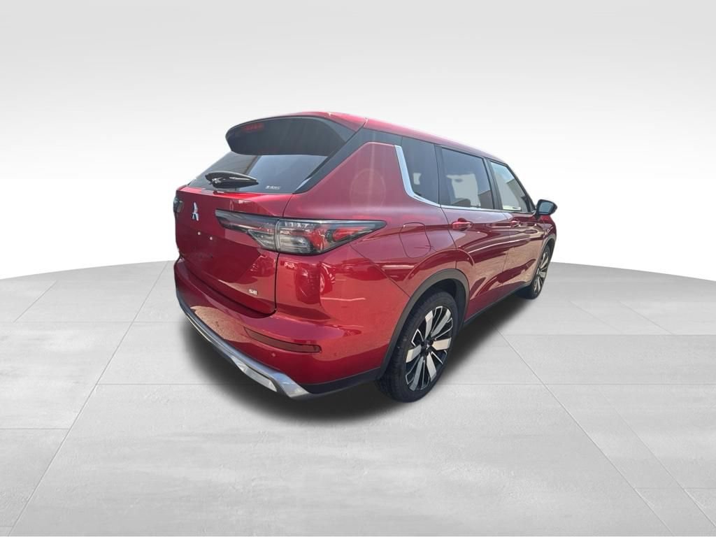 Used 2025 Mitsubishi Outlander SE AWD/4WD image 6