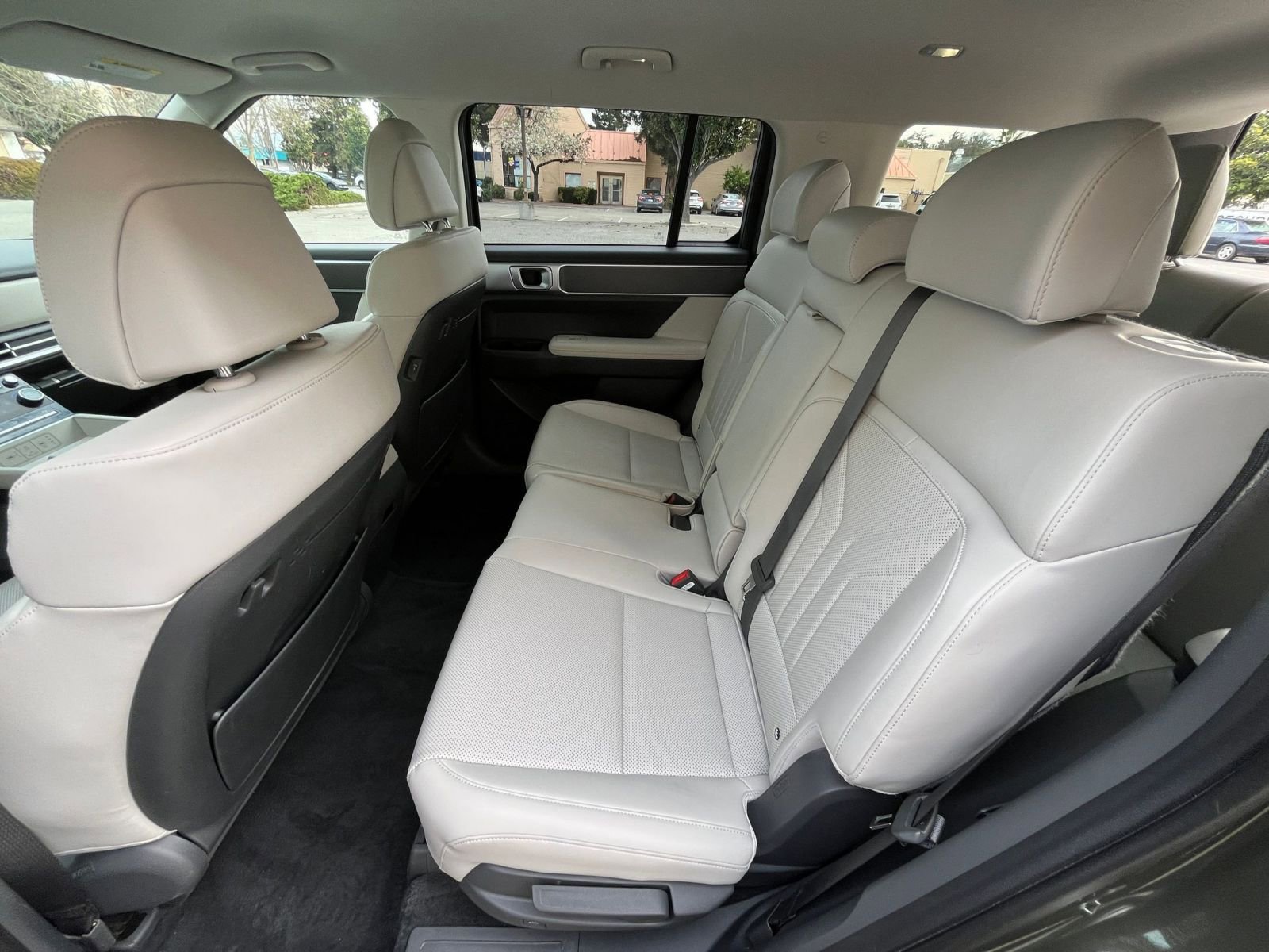 Used 2025 Hyundai Santa Fe SEL image 28