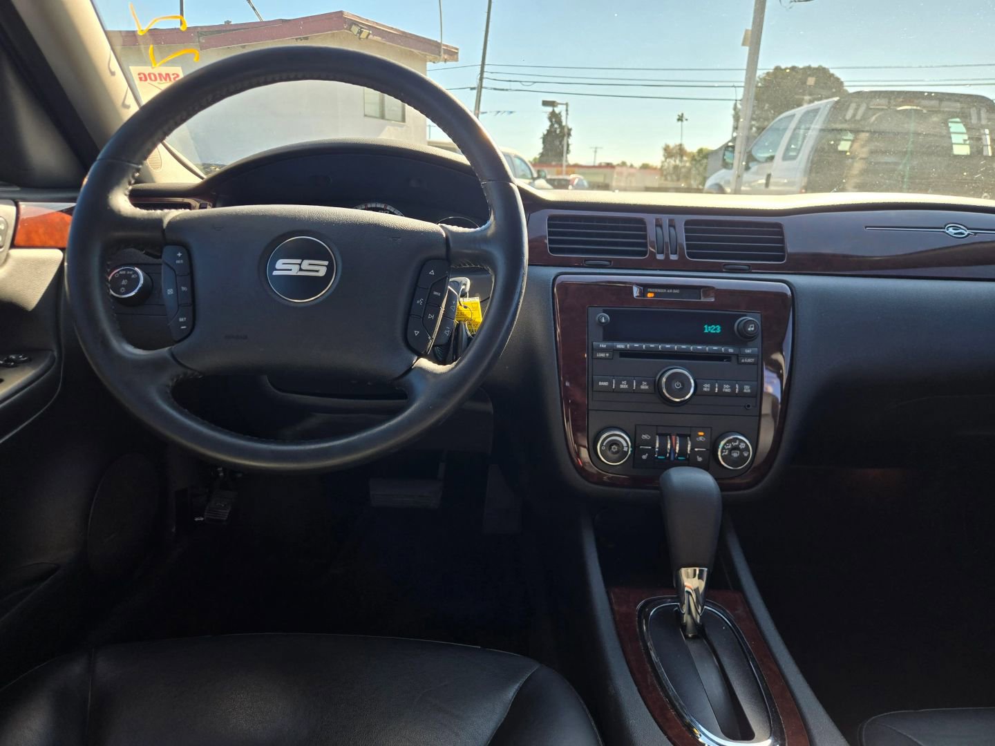 Used 2007 Chevrolet Impala SS w/ Convenience Package image 18
