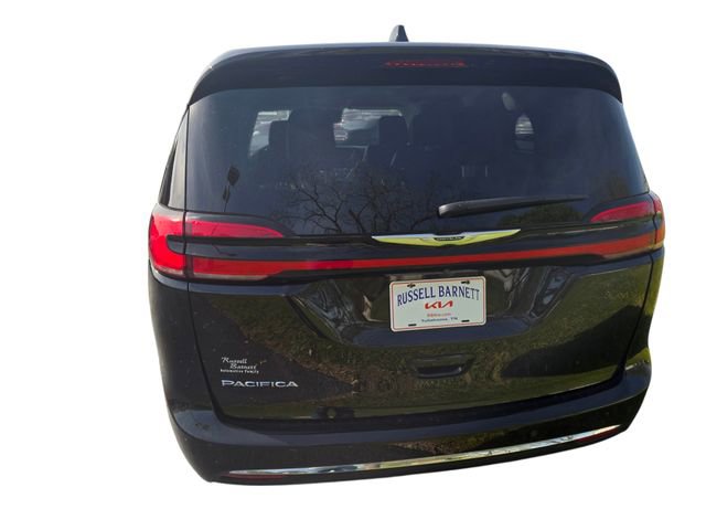 Used 2023 Chrysler Pacifica Touring-L image 20