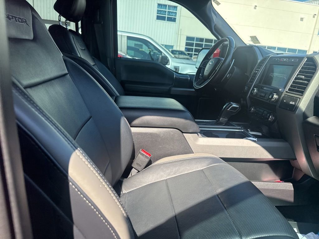 Used 2017 Ford F150 Raptor w/ Equipment Group 802A Luxury AWD/4WD image 7