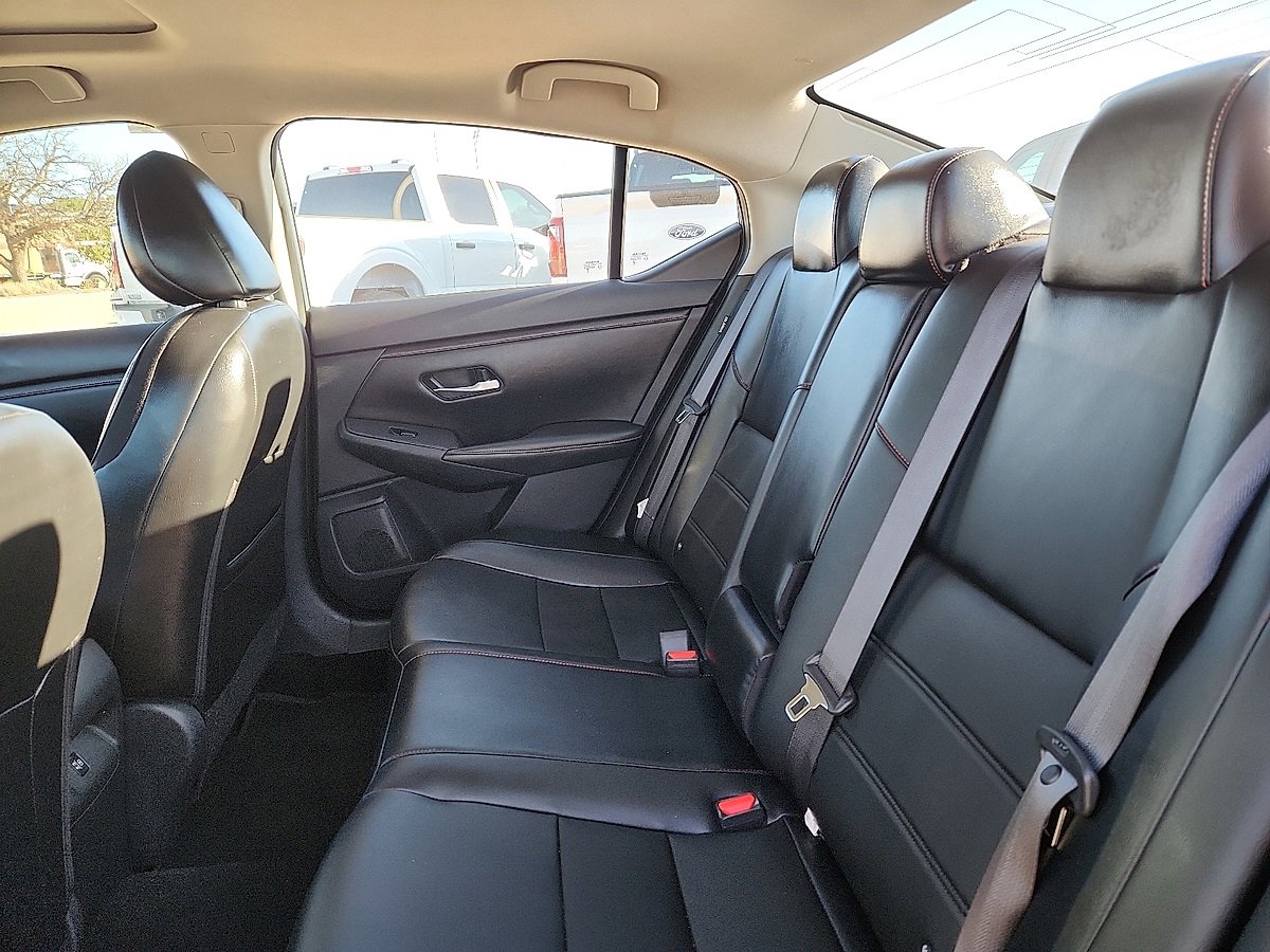 Used 2024 Nissan Sentra SR w/ SR Premium Package image 5