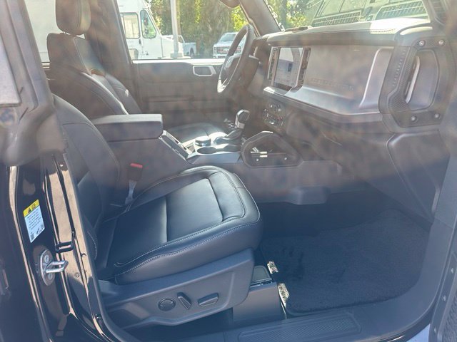 New 2026 Ford Bronco Outer Banks w/ Sasquatch Package AWD/4WD image 12