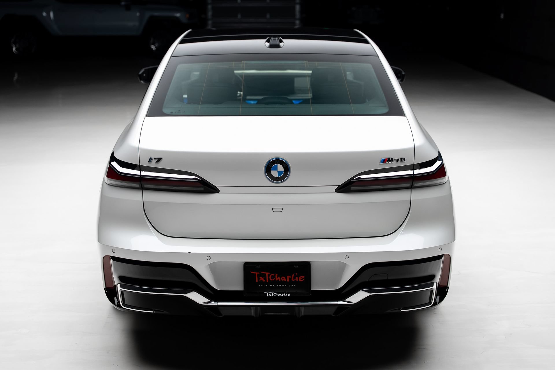 Used 2024 BMW i7 M70 AWD/4WD image 26