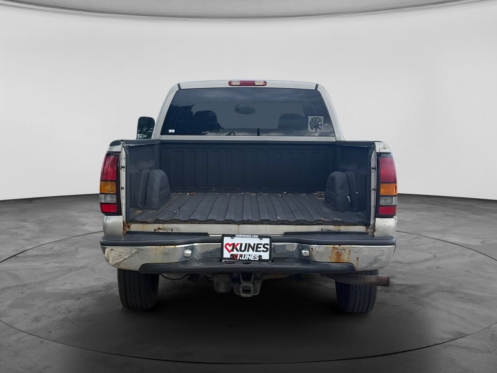 Used 2004 GMC Sierra 1500 SLT w/ Light Duty Power Package AWD/4WD image 8