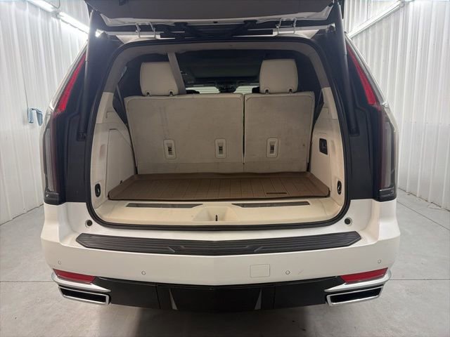 Used 2023 Cadillac Escalade Premium Luxury Platinum image 40
