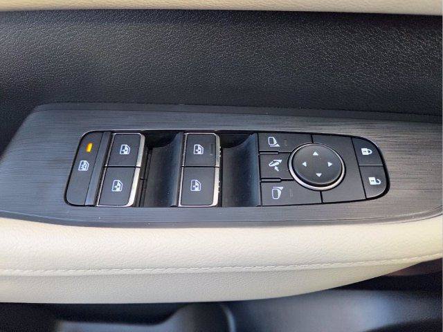 Used 2025 Nissan Armada Platinum Reserve RWD image 27