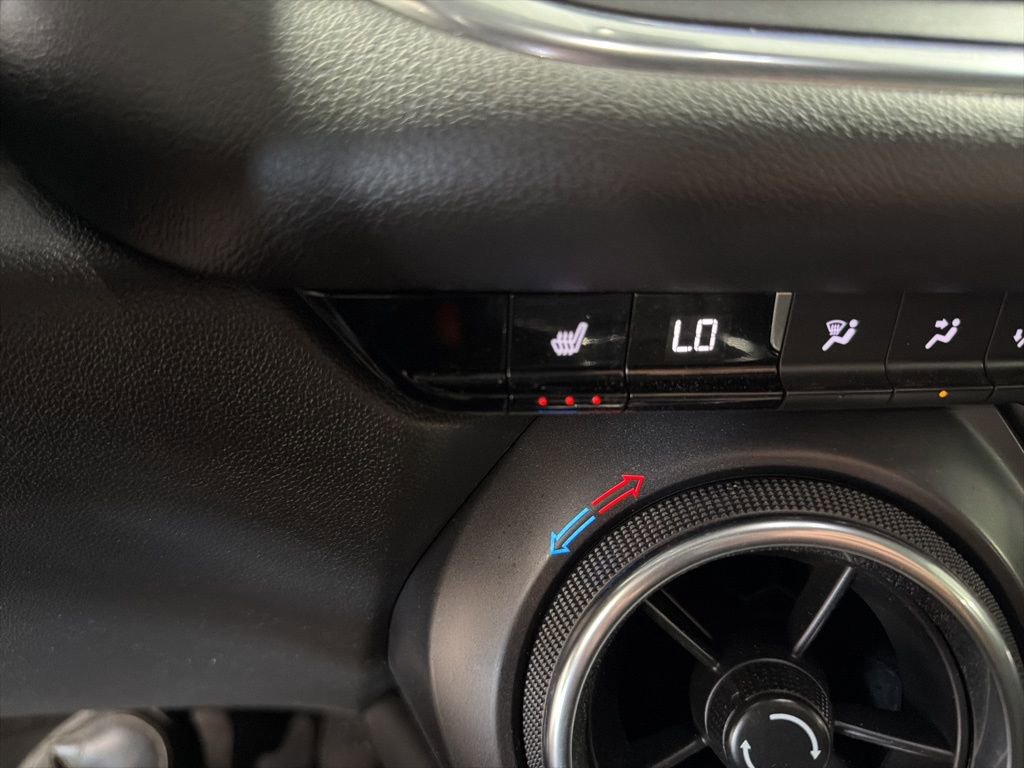 Certified 2019 Chevrolet Blazer LT AWD/4WD image 30
