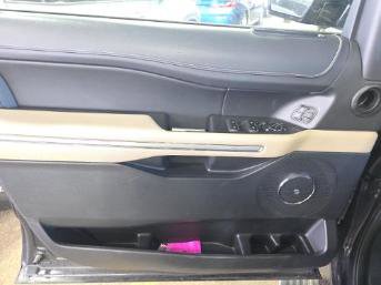 Used 2024 Ford Expedition Max Limited image 23